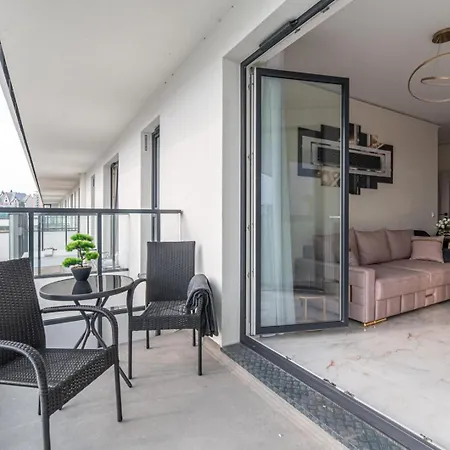 Apartly - Loft Przy Zielonym Moscie 什切青